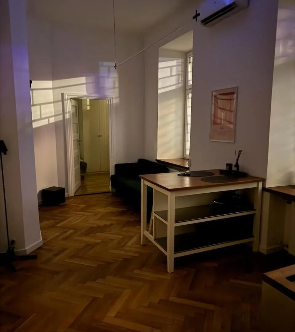 Vauxhall Gardens Studio Warsaw
